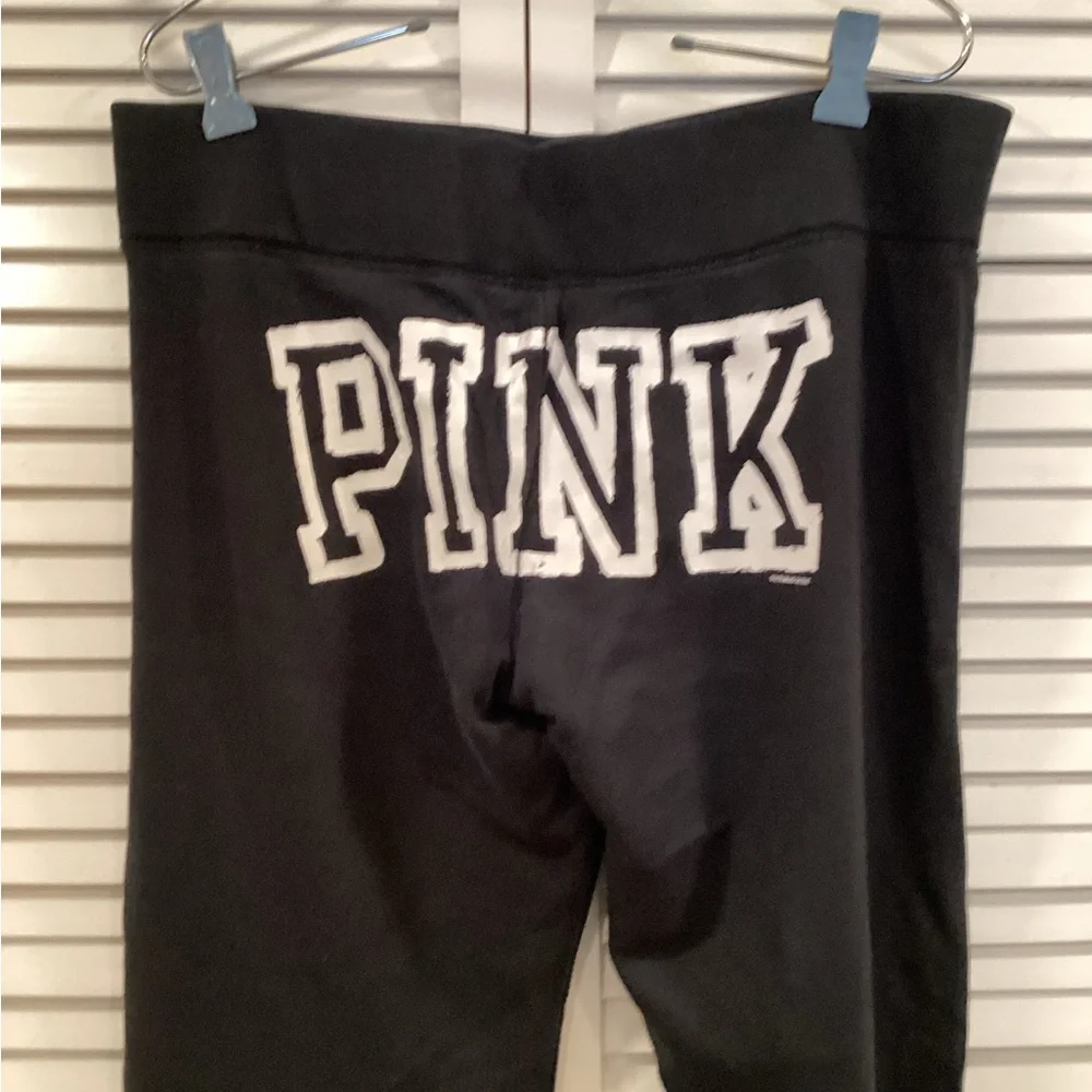 Victoria's Secret Wide leg lounge pants  with '86' Design 🖤FINAL PRICE 🖤 - Picture 4 of 11